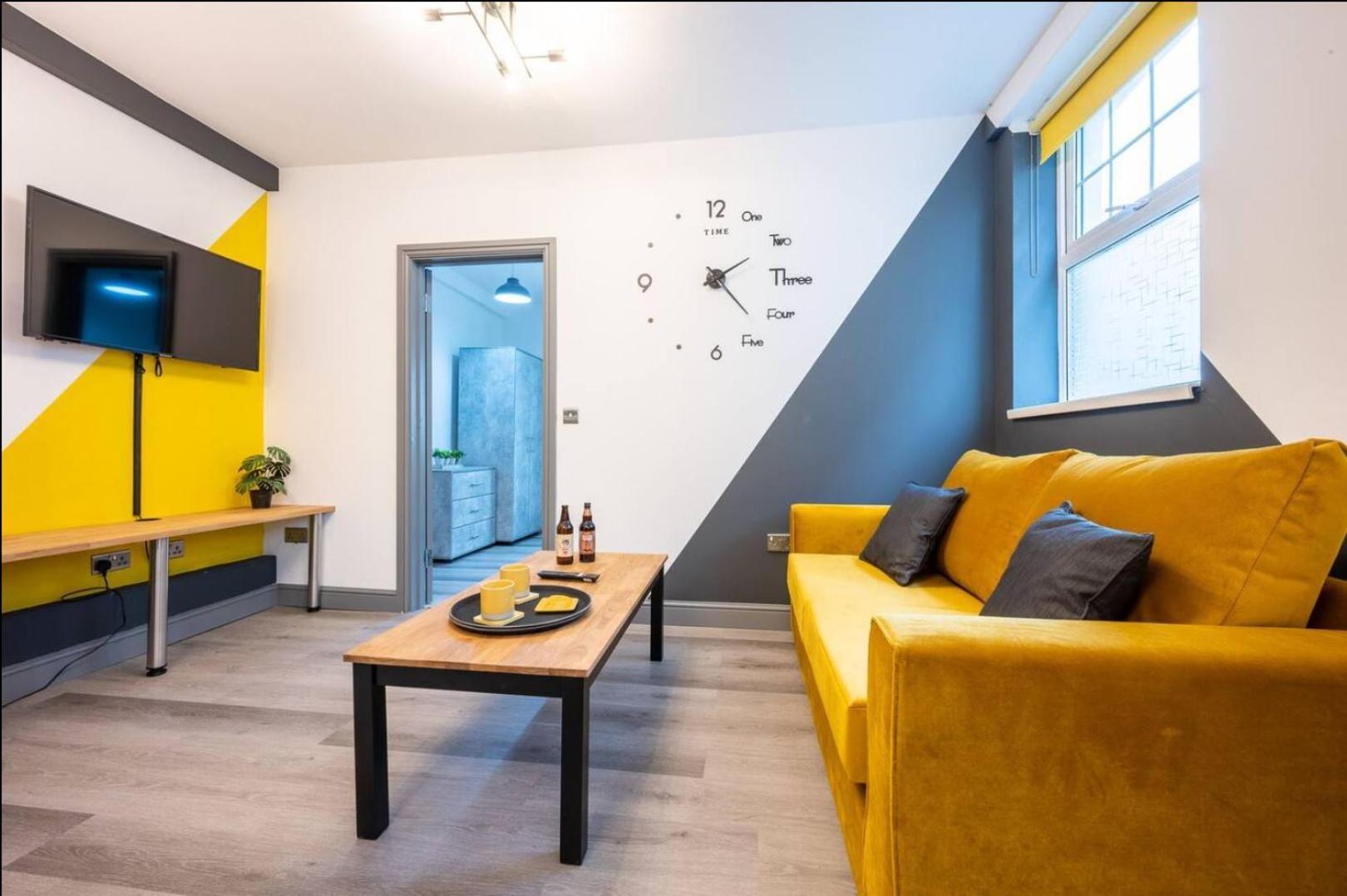 Stunning One Bedroom Apartments Near Shops & Central Cardiff Bagian luar foto